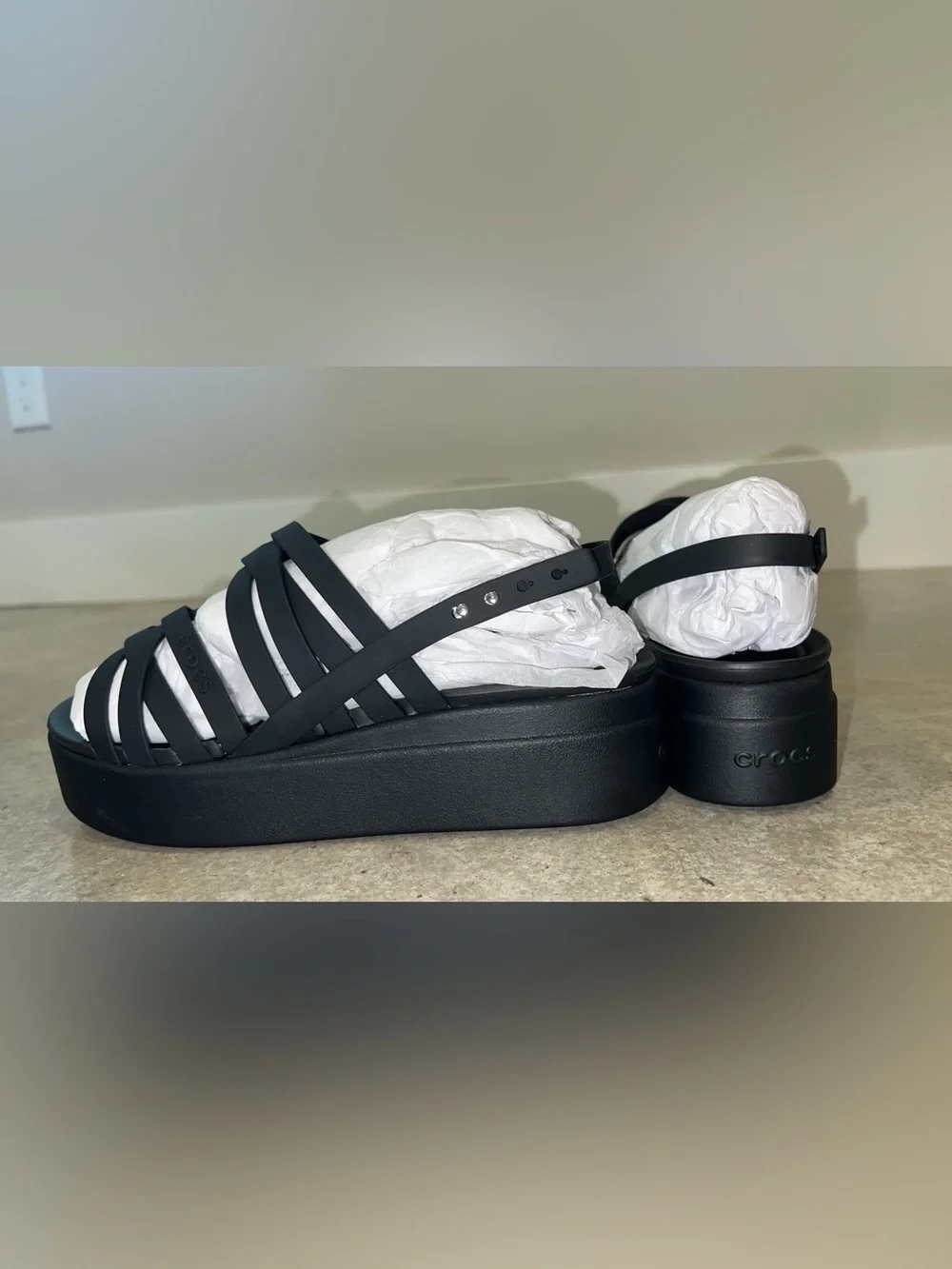 CROCS Women's Black Strappy Platform Slide Sandals